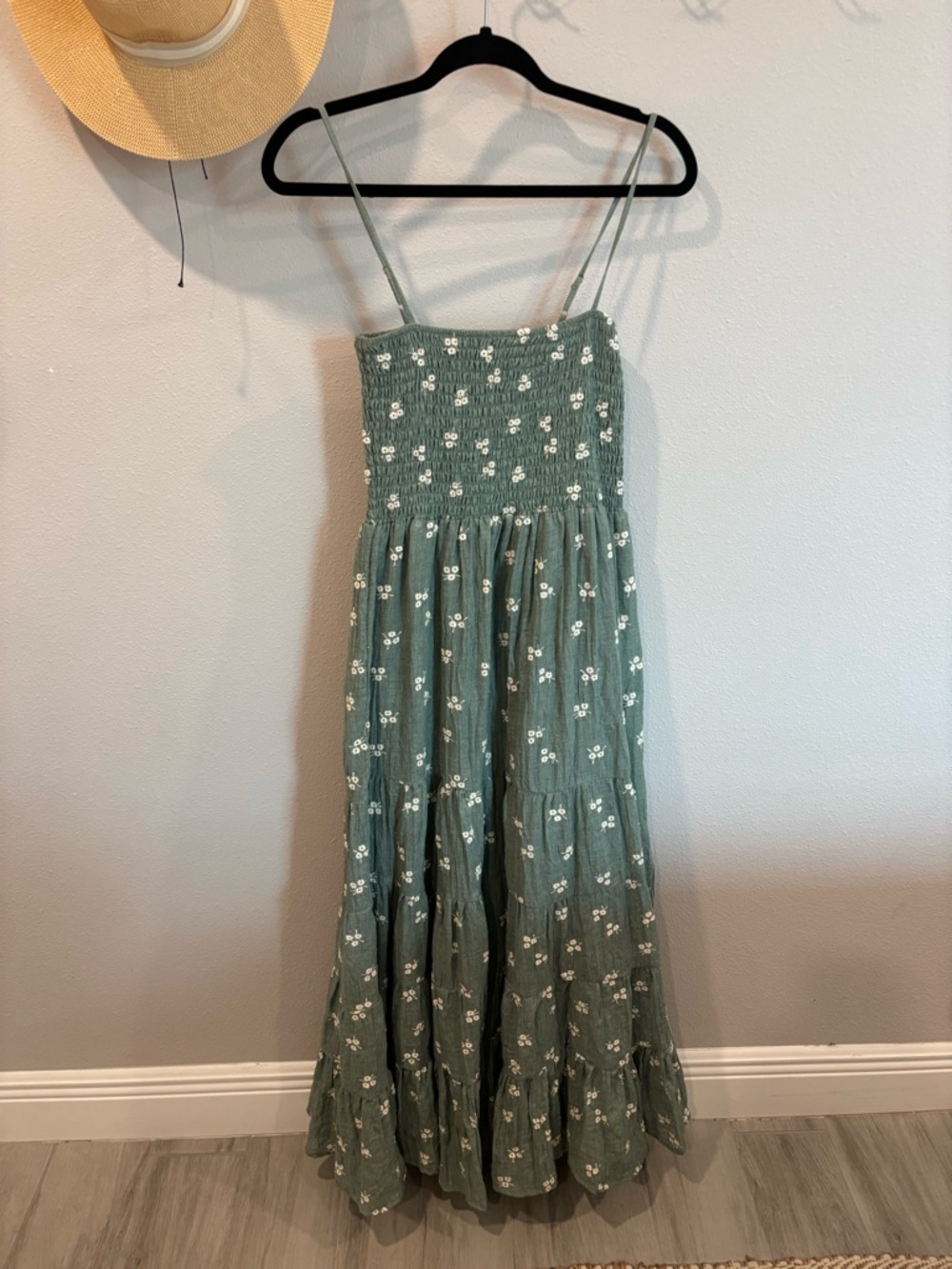 Altar’d State Baylor Embroidered Soft Green Maxi dress size Medium - Picture 15 of 15